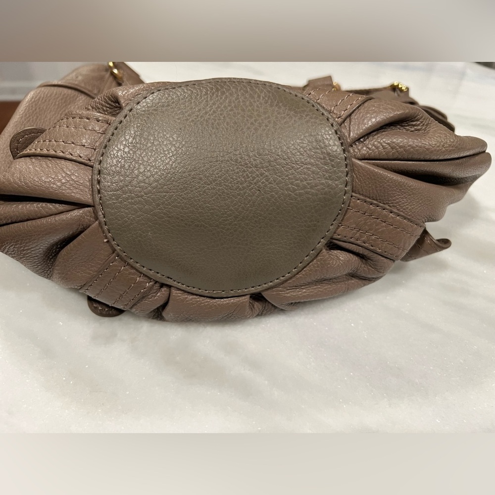 The Sak Gray/Taupe Leather Cinch Crossbody Bag - Picture 6 of 15